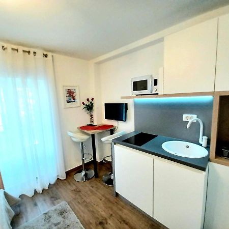 Studio Apartmani Pomalo/ Take It Easy Split Eksteriør billede