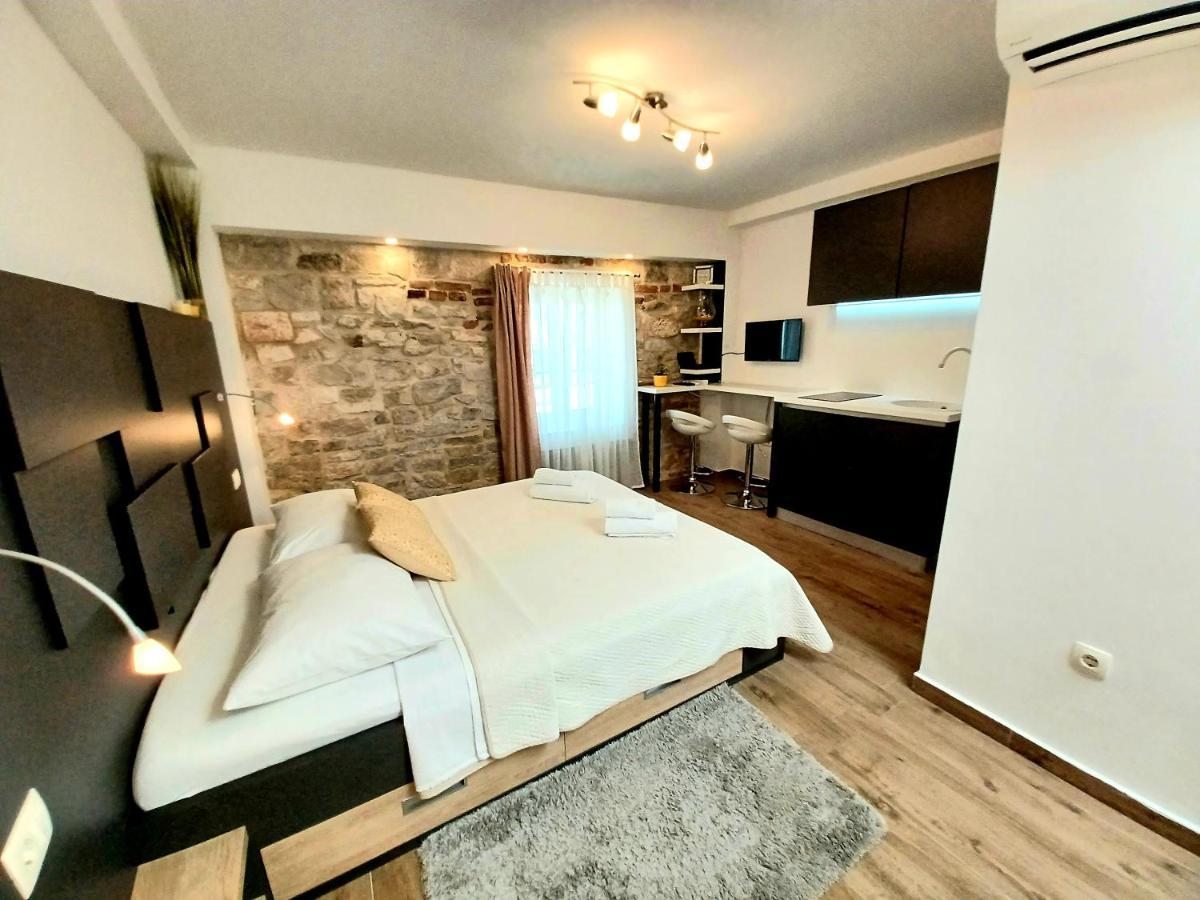 Studio Apartmani Pomalo/ Take It Easy Split Eksteriør billede